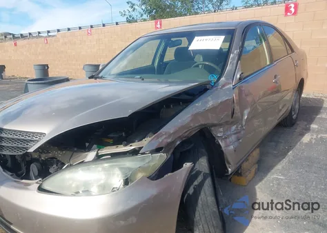 2004 Toyota Camry Le from USA, damaged, VIN JTDBE32K440277346